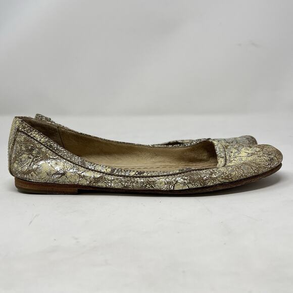 Frye Carson Cream Metallic Silver Natural Crackle Ballet Flats Size 8 - Picture 6 of 11